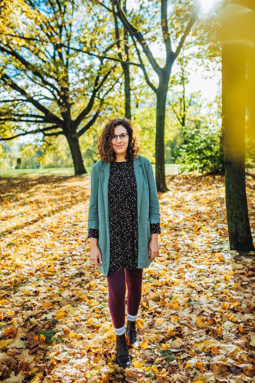Portrait in autumn leaves, Vienna